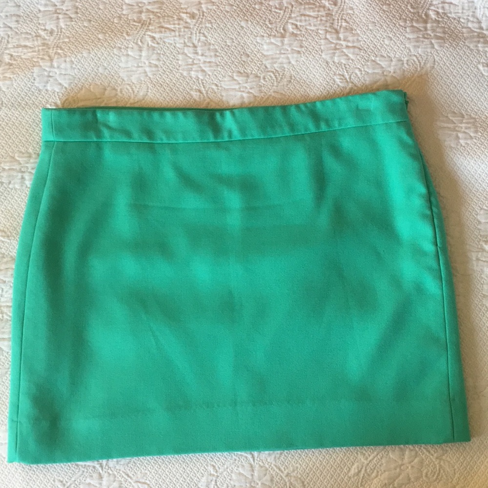 Gap Classy mini size 10.